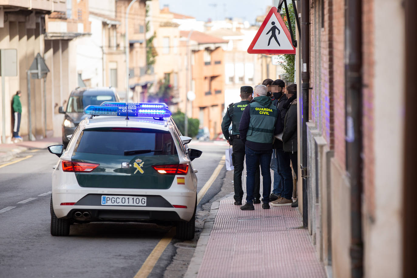 El hombre se había atrincherado en su casa antes de ser arrestado