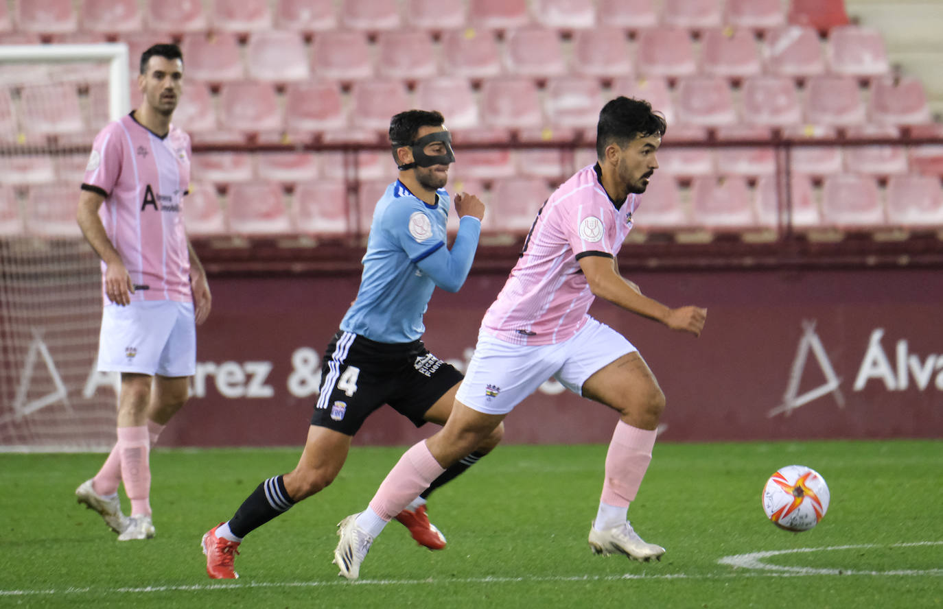 Los visitantes se clasifican para la siguiente ronda de la Copa del Rey gracias a dos goles de Ortuño