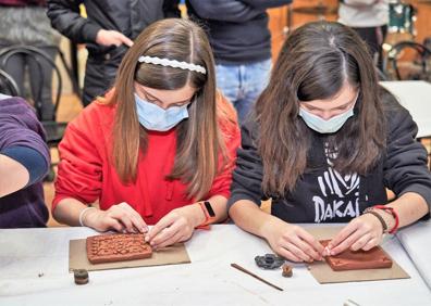Imagen secundaria 1 - Los ventosinos aprenden a modelar
