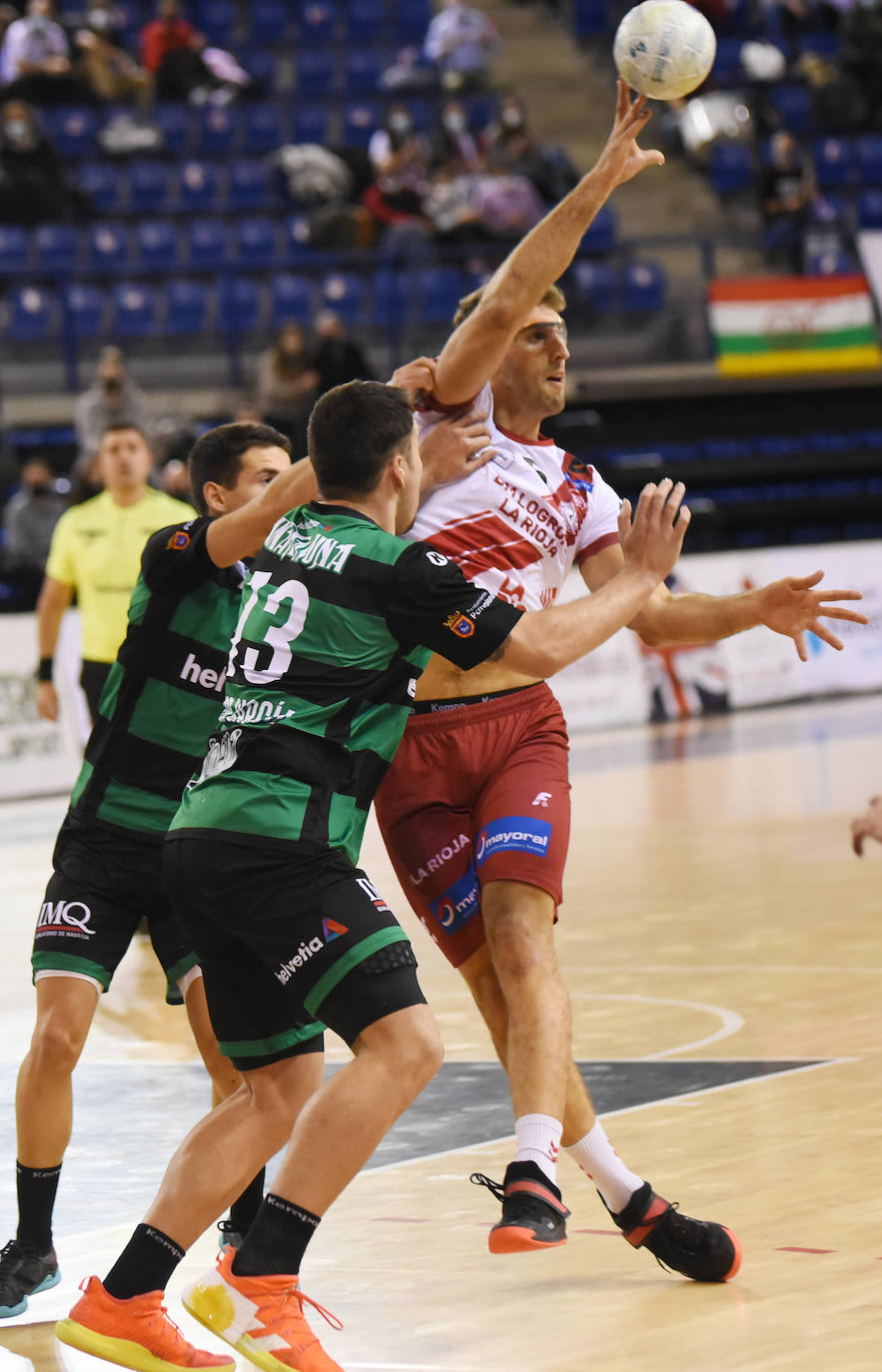 Fotos: Las imágenes del triunfo del BM Logroño ante el Anaitasuna