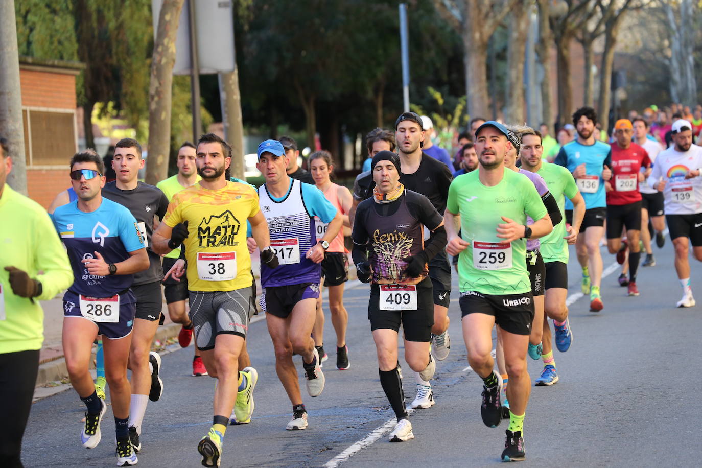 Fotos: La salida de la Media Maratón de La Rioja