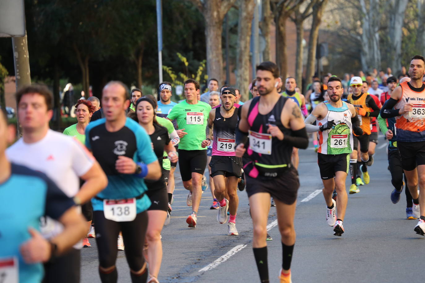 Fotos: La salida de la Media Maratón de La Rioja