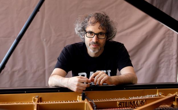 «La música es la música y da igual que sea de Rosalía o de Brahms»