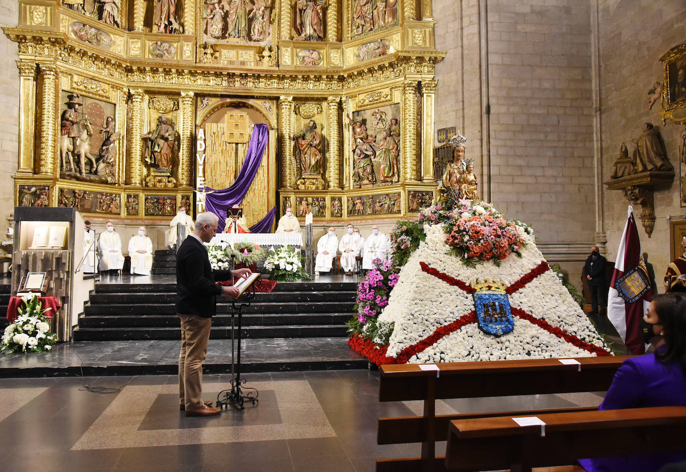 Fotos: Logroño rinde culto a la Virgen de la Esperanza