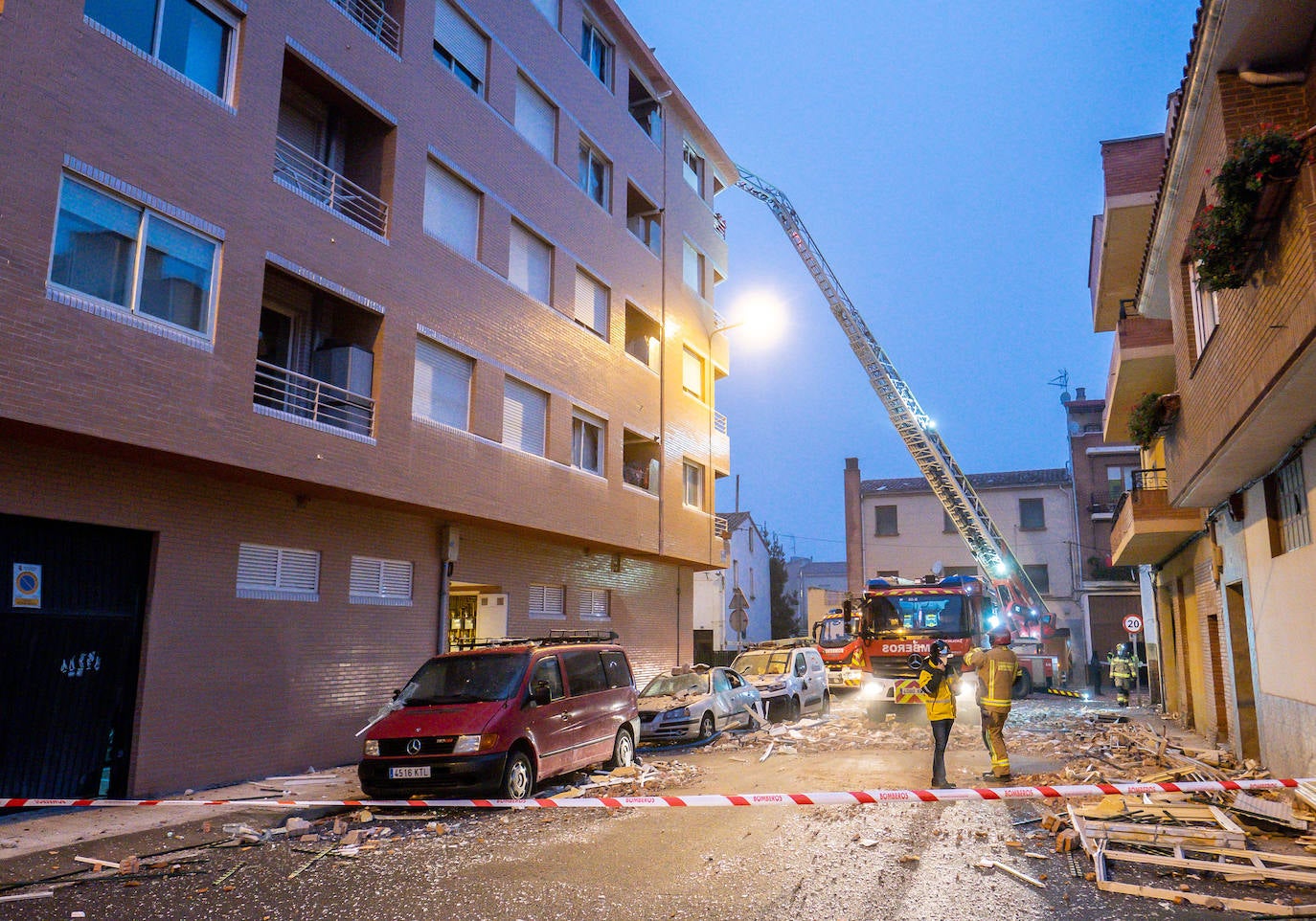 Fotos: Explosión de gas en un ático de Lardero