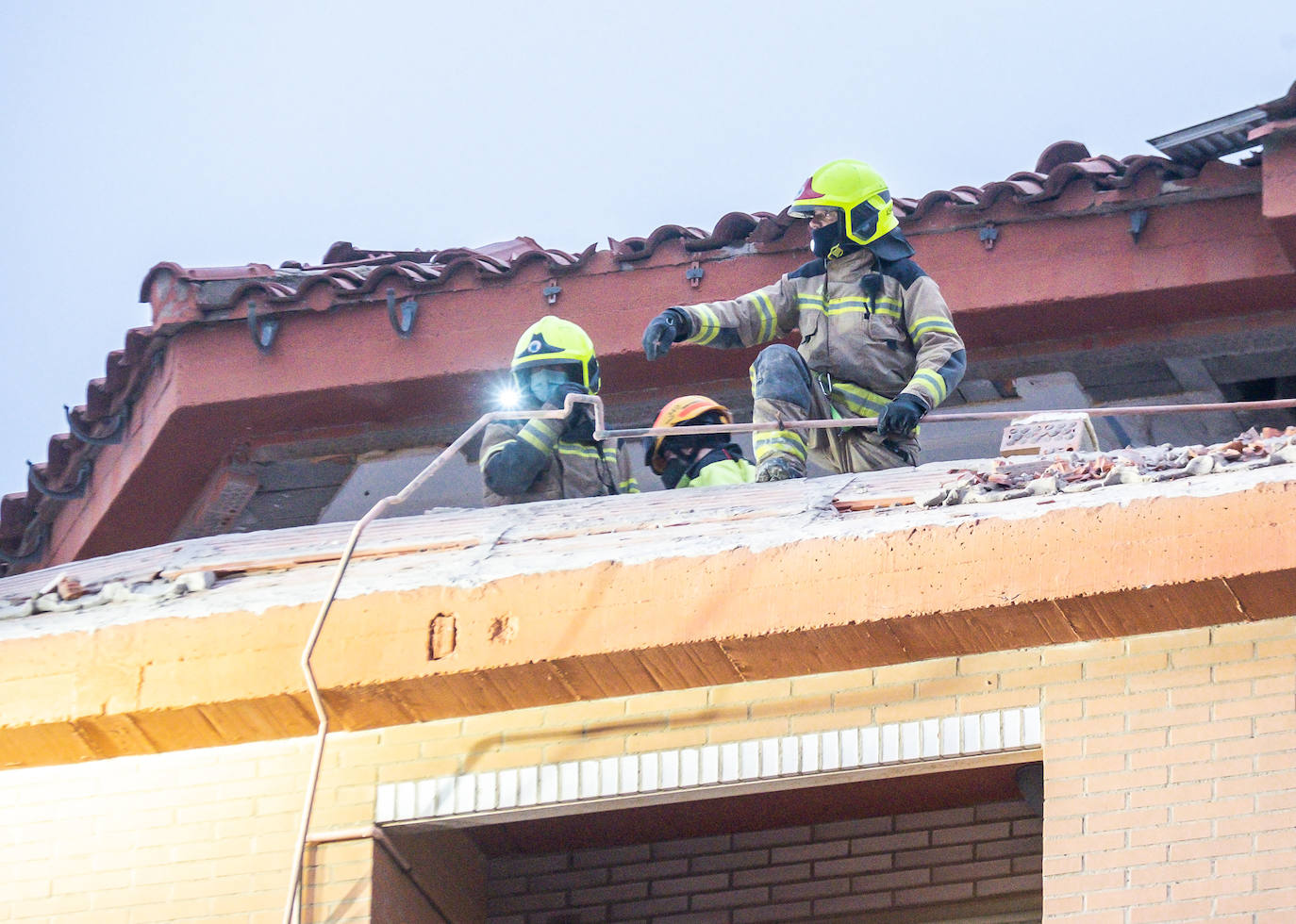 Fotos: Explosión de gas en un ático de Lardero