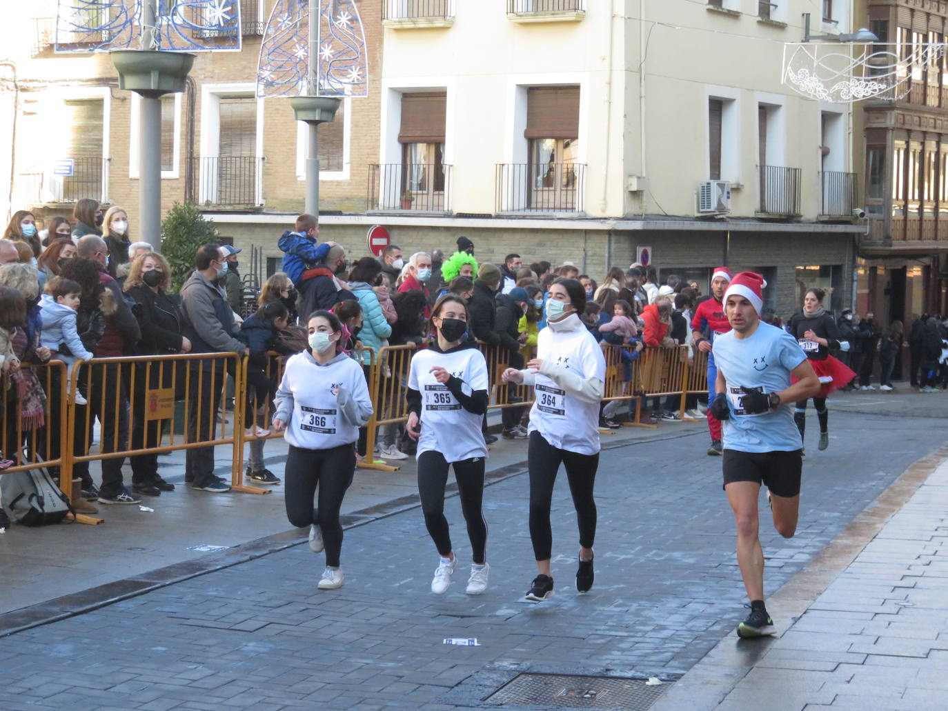 Fotos: Cuatrocientos corredores, en la San Silvestre de Alfaro