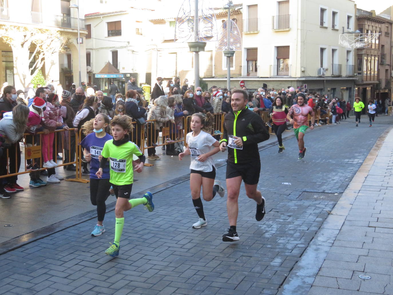 Fotos: Cuatrocientos corredores, en la San Silvestre de Alfaro