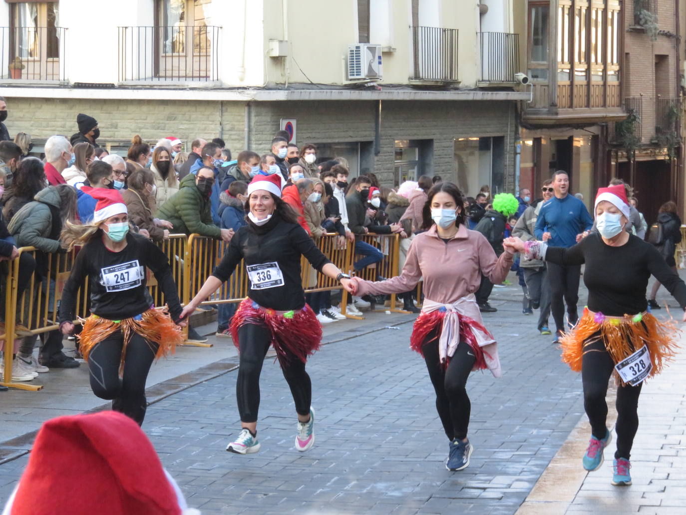 Fotos: Cuatrocientos corredores, en la San Silvestre de Alfaro