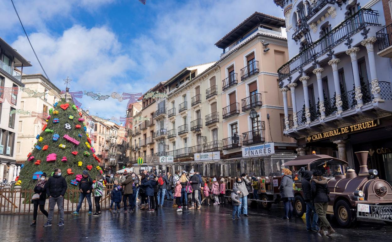 Turistas en Teruel.