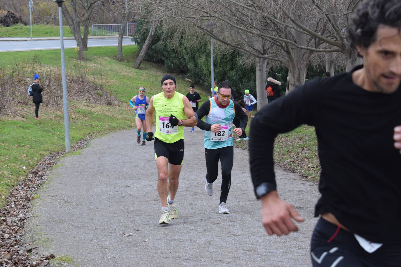 Fotos: El Cross de Los Lirios reúne a más de 200 atletas