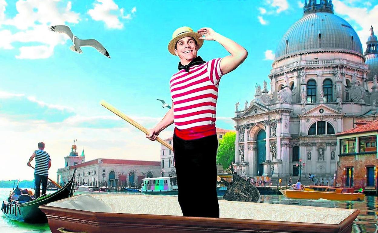 Anuncio de una de las funerarias italianas con un 'gondoliere' remando con una pala sobre un ataúd