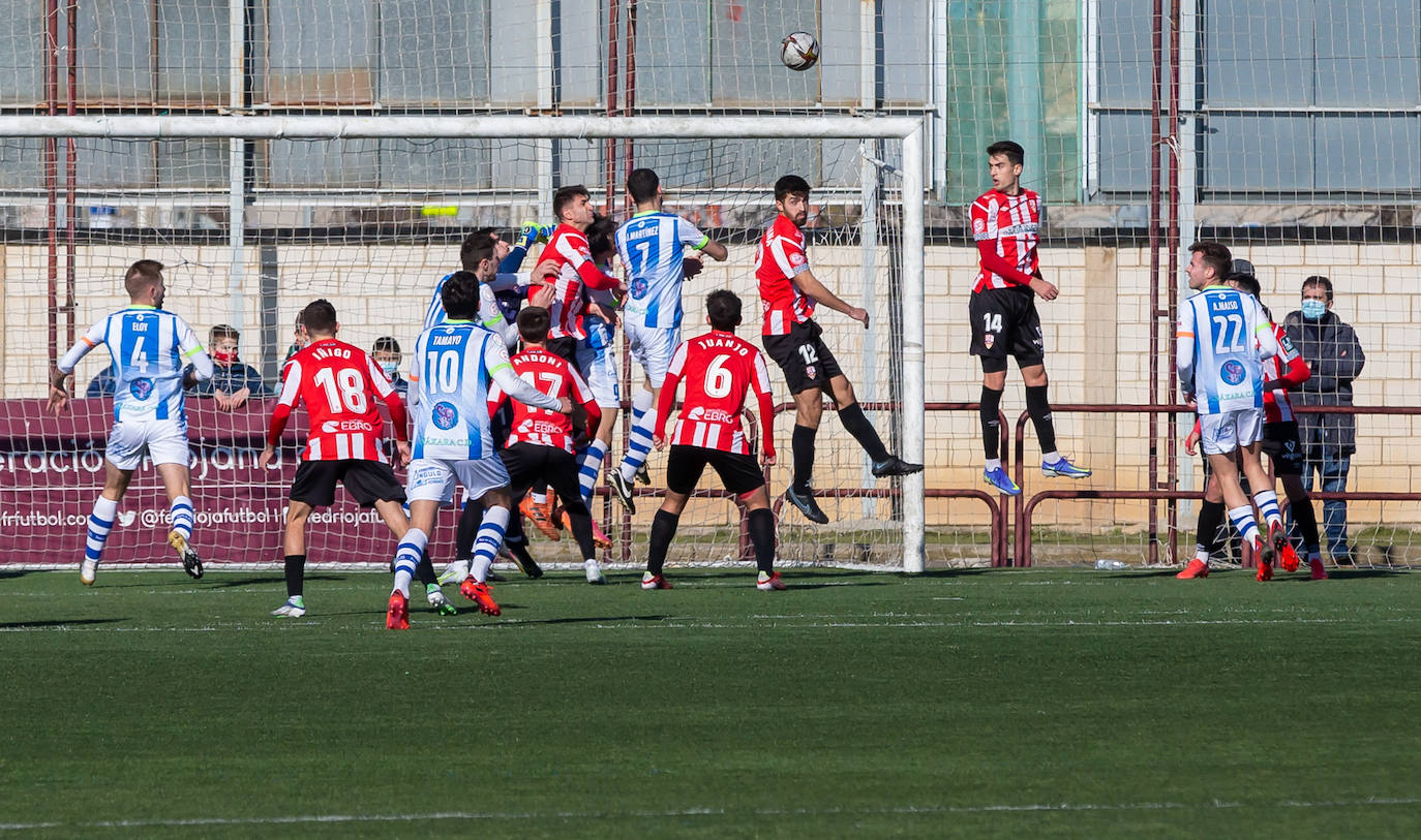 Fotos: Aguilá le gana la partida a Nacho Ruiz en el derbi de estrenos