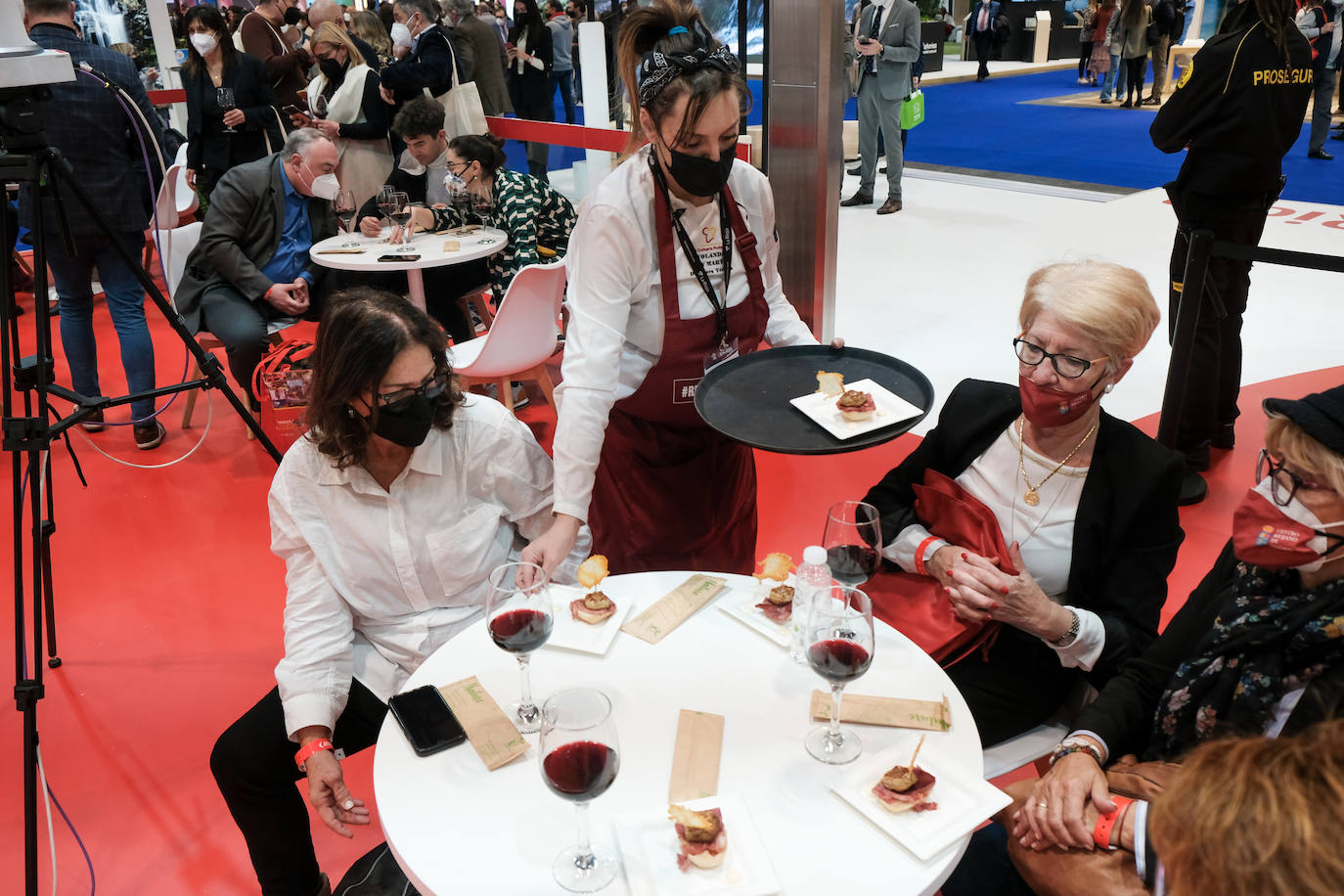 Fotos: La Rioja destaca en Fitur el producto de la tierra, ensalza el origen y los elementos que diferencian a la región