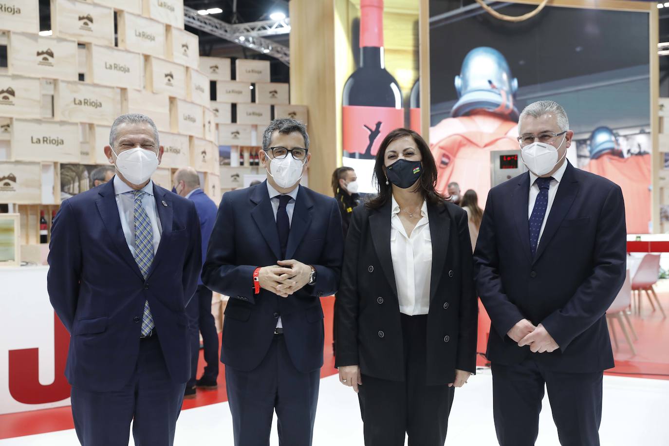 Fotos: Actores y políticos visitan el stand de La Rioja en Fitur