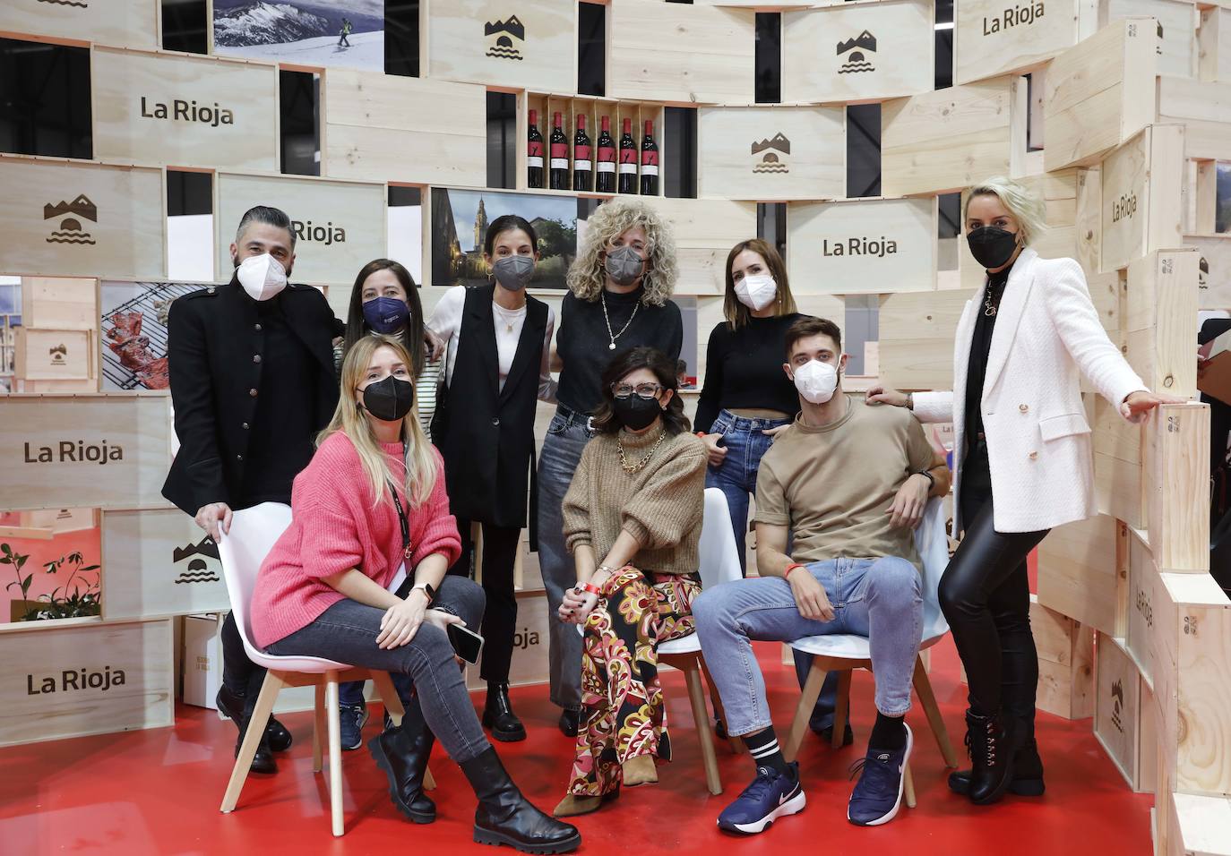 Fotos: Actores y políticos visitan el stand de La Rioja en Fitur