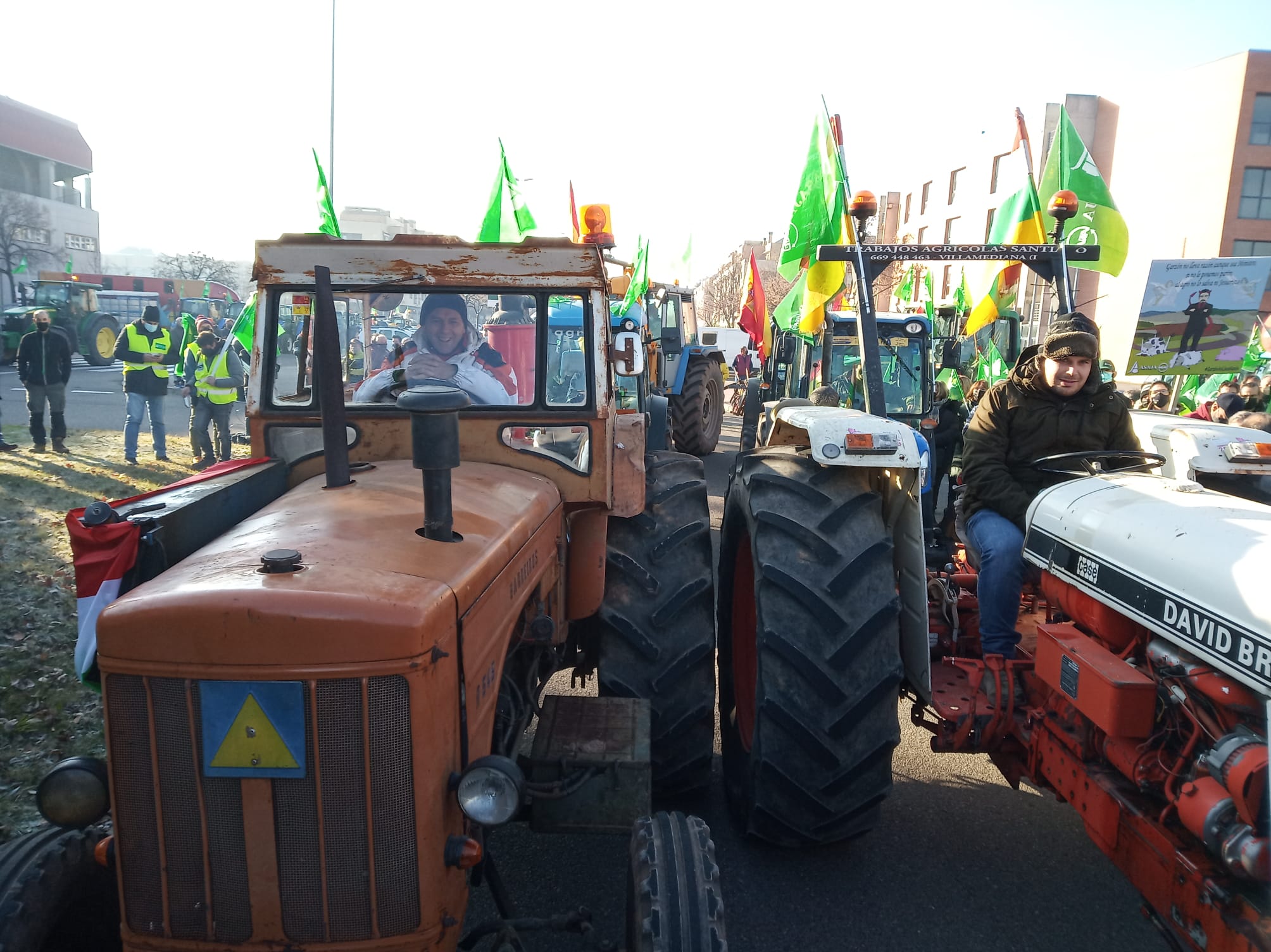 Fotos: Así ha sido la salida de la manifestación del campo