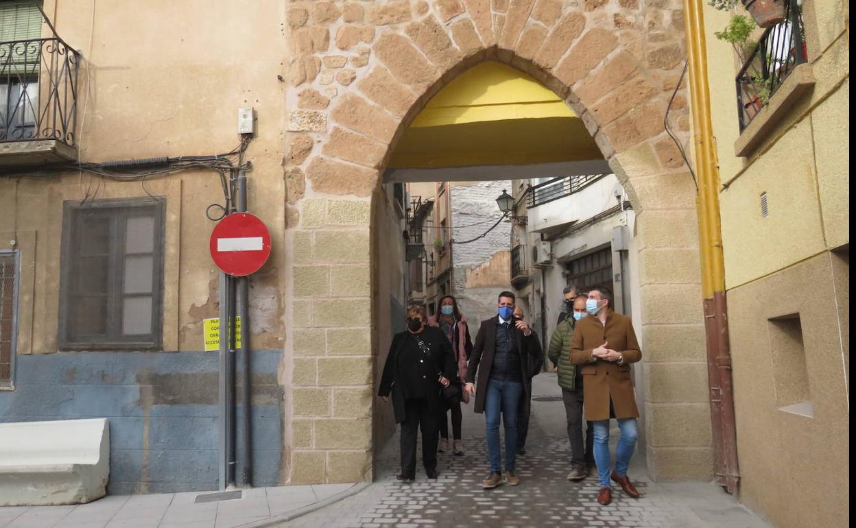 La mejora de Isidoro Gil de Muro de Arnedo renueva las redes y ordena calzada y aparcamientos