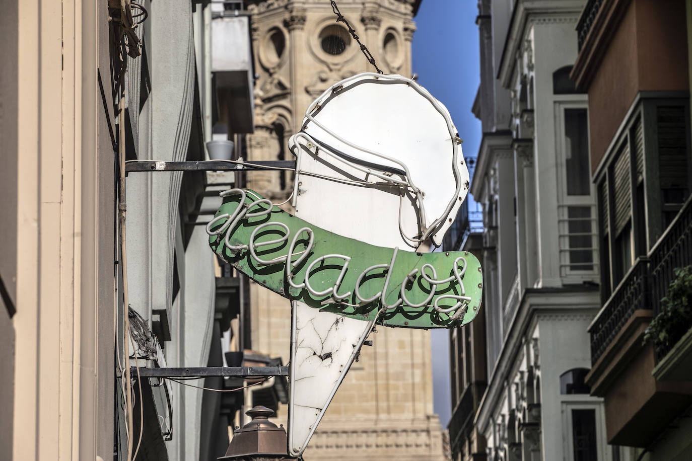 Fotos: Logroño con letra de rótulo