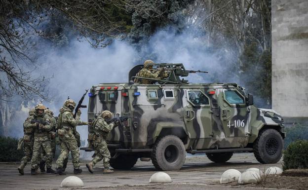 La OTAN no ve una desescalada militar, pero aprecia avances diplomáticos