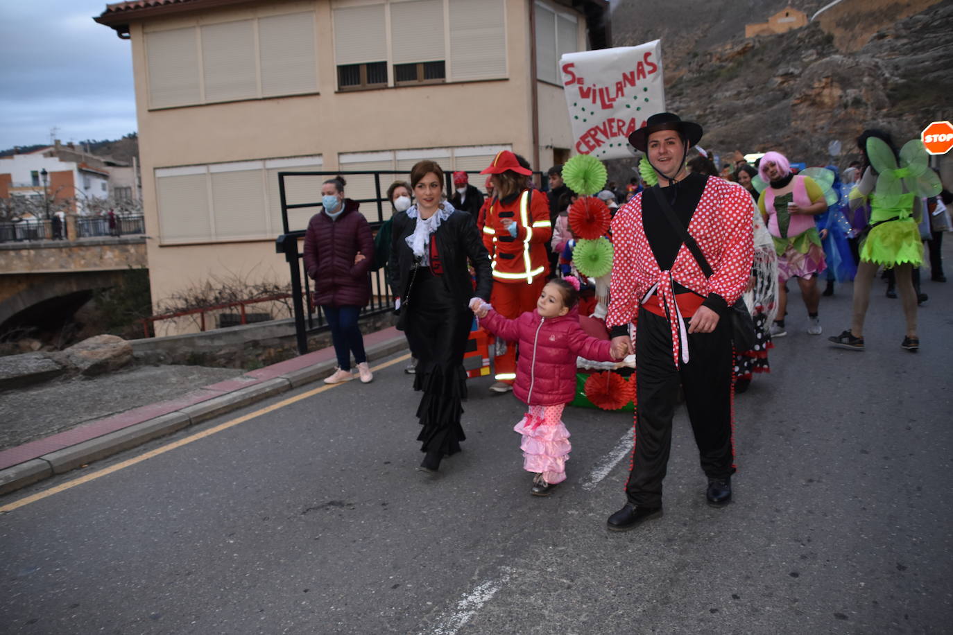 Fotos: El Carnaval se adueña de las calles de Cervera