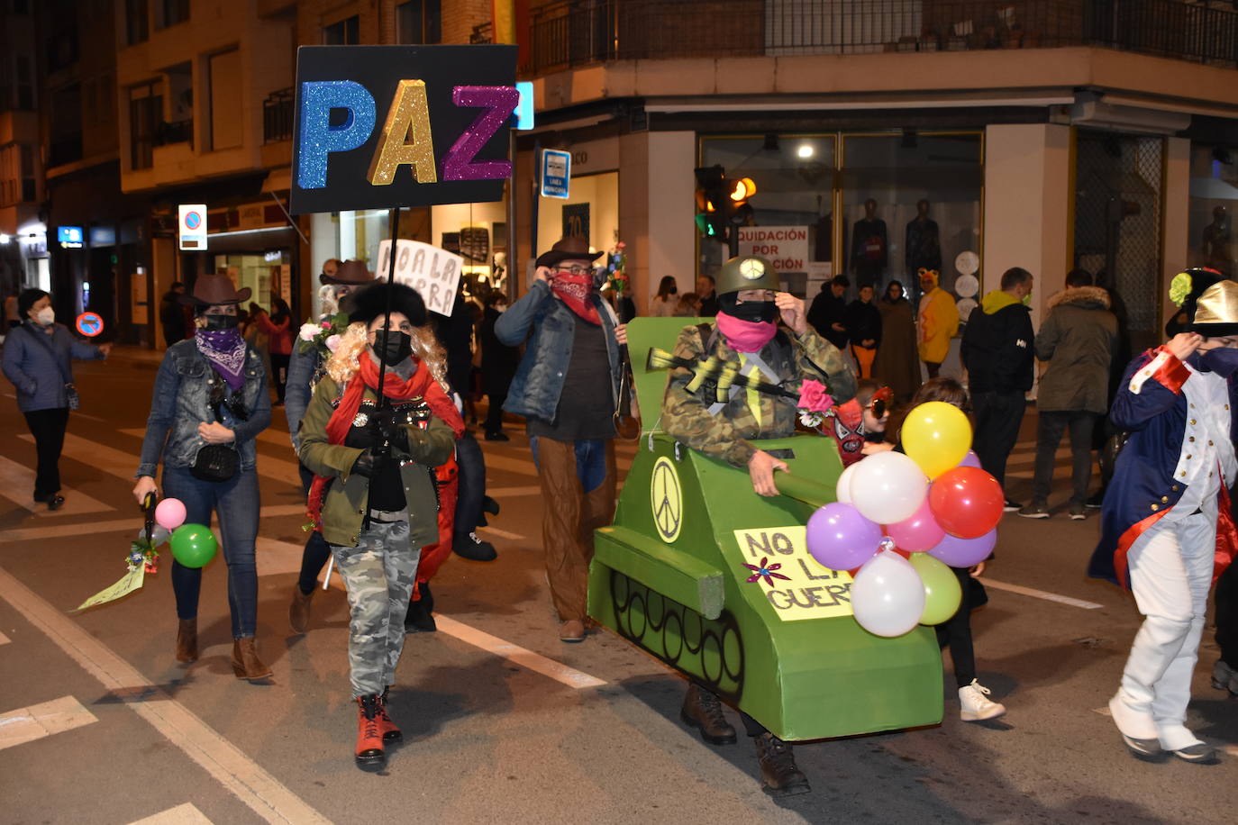 Fotos: Calahorra desfila por el Carnaval