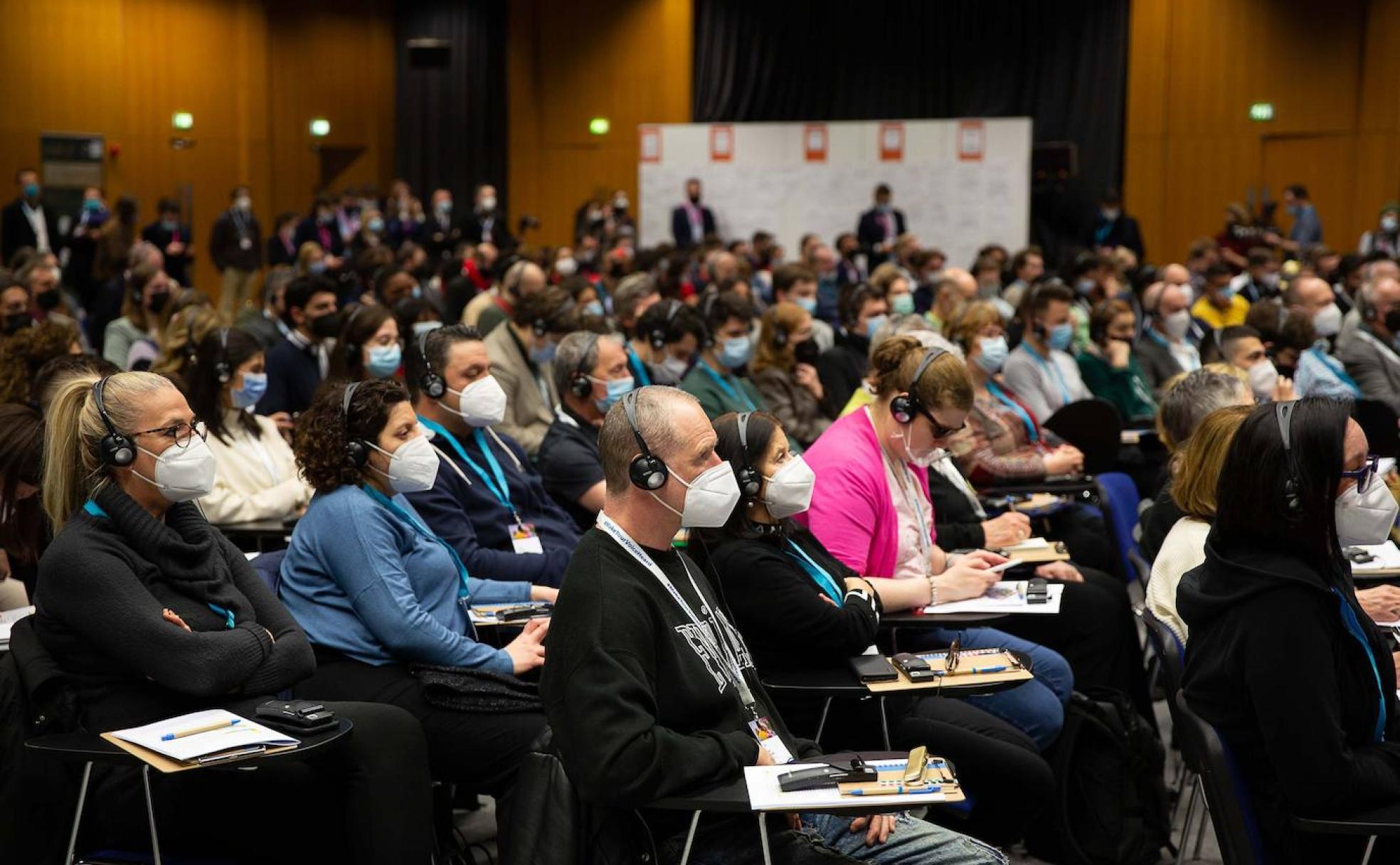 Ciudadanos europeos participan en el panel ciudadano sobre economía, empleo, educación y transformación digital, en Dublín 