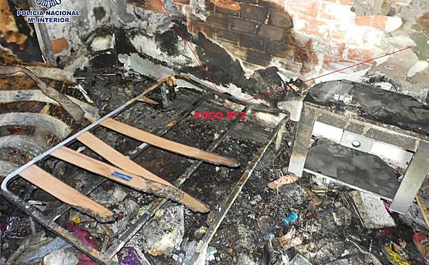 Imagen principal - Detenido por quemar un piso en Logroño por un «ajuste de cuentas»