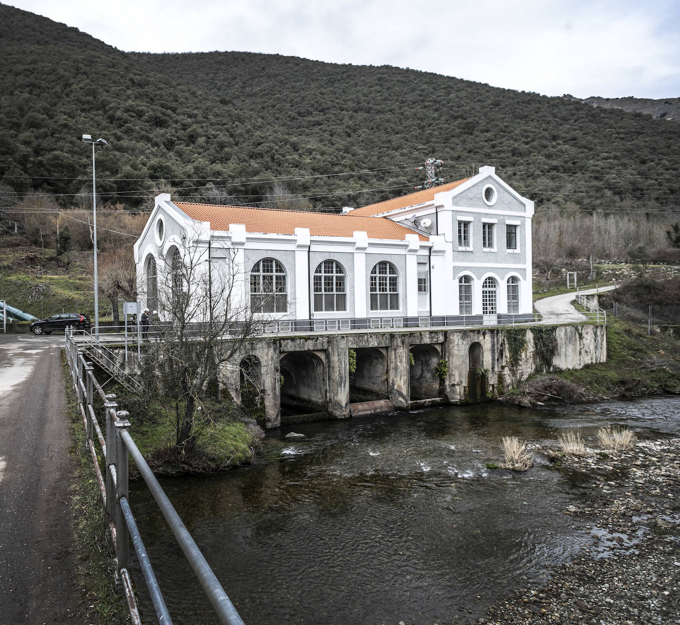 Fotos: Central hidroeléctrica de Anguiano, la energía que nace del agua y del bosque