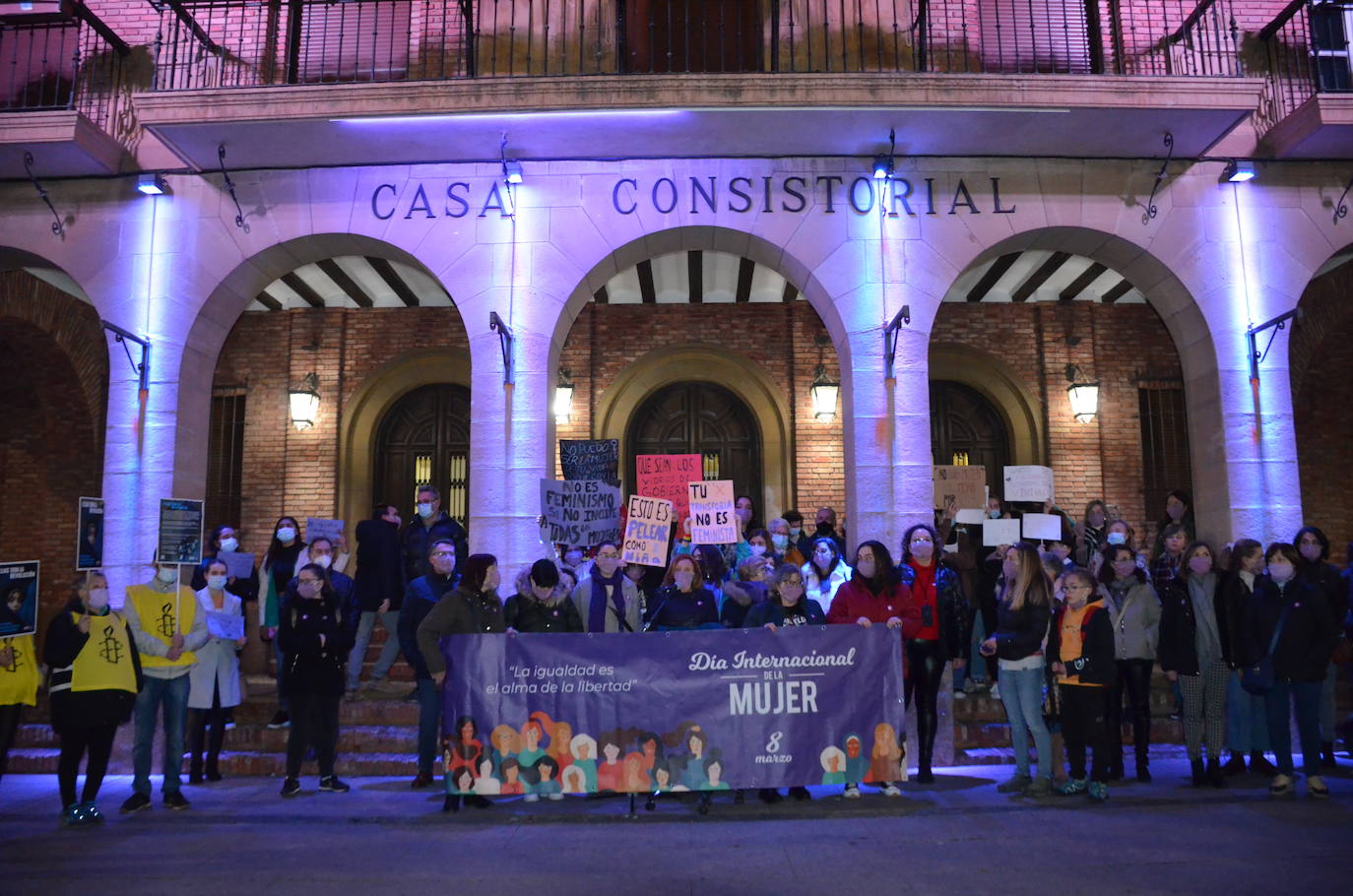 Fotos: Calahorra celebra el 8M