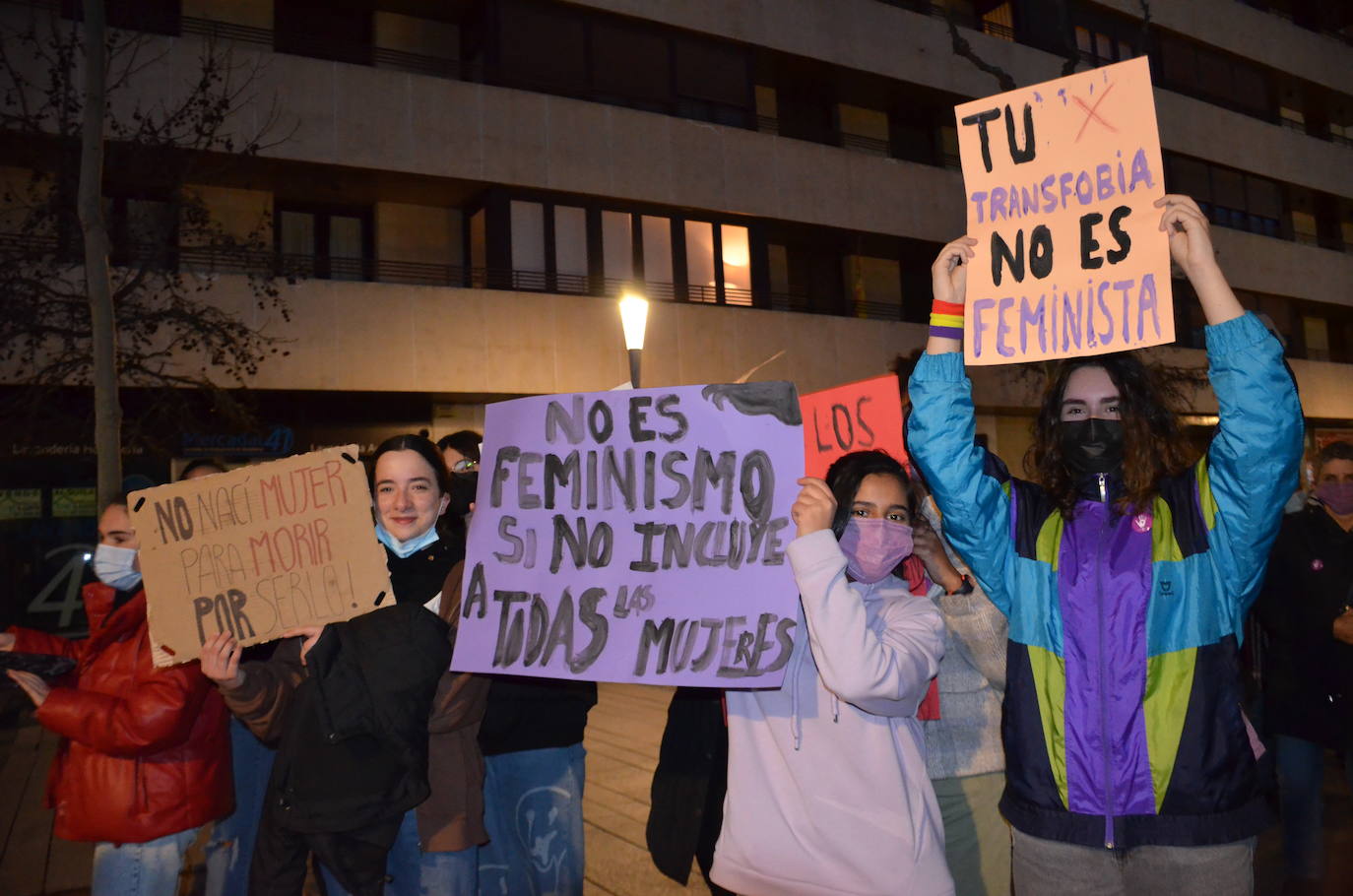 Fotos: Calahorra celebra el 8M