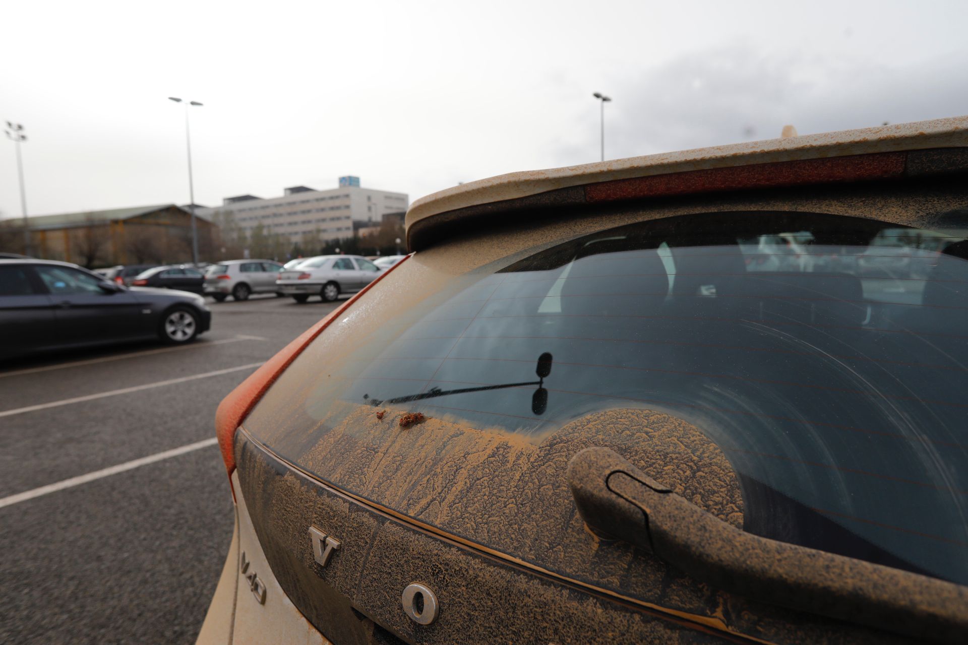 Fotos: Lluvia de barro en Logroño