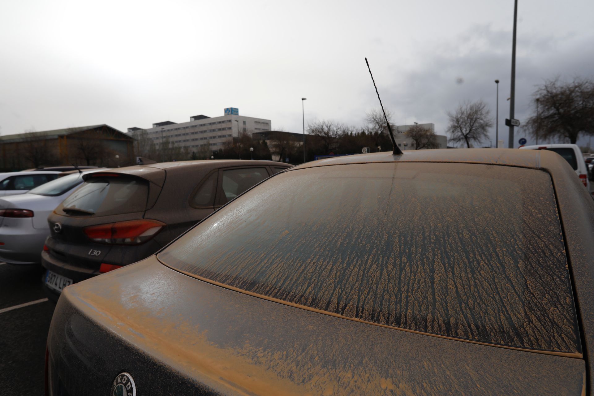 Fotos: Lluvia de barro en Logroño