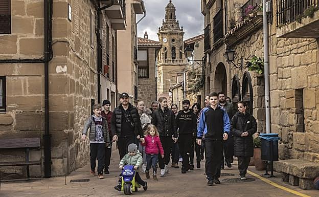 La iniciativa privada de empresas y familias se anticipa en la acogida a los ucranianos 