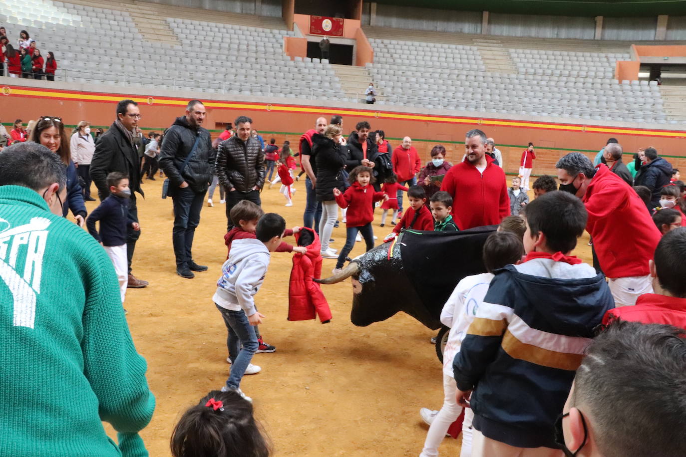 Fotos: Multitudinaria jornada en Fiestas de Arnedo