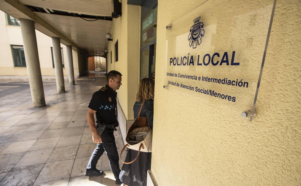 Sede de la Policía Local de Logroño, en una imagen de archivo. 