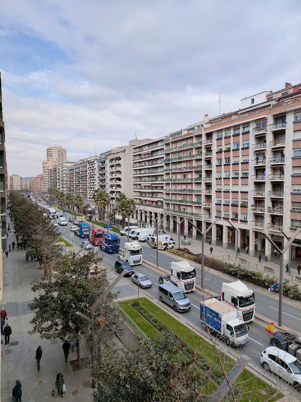 La tercera marcha de camiones recorre este jueves las calles del centro de Logroño. 