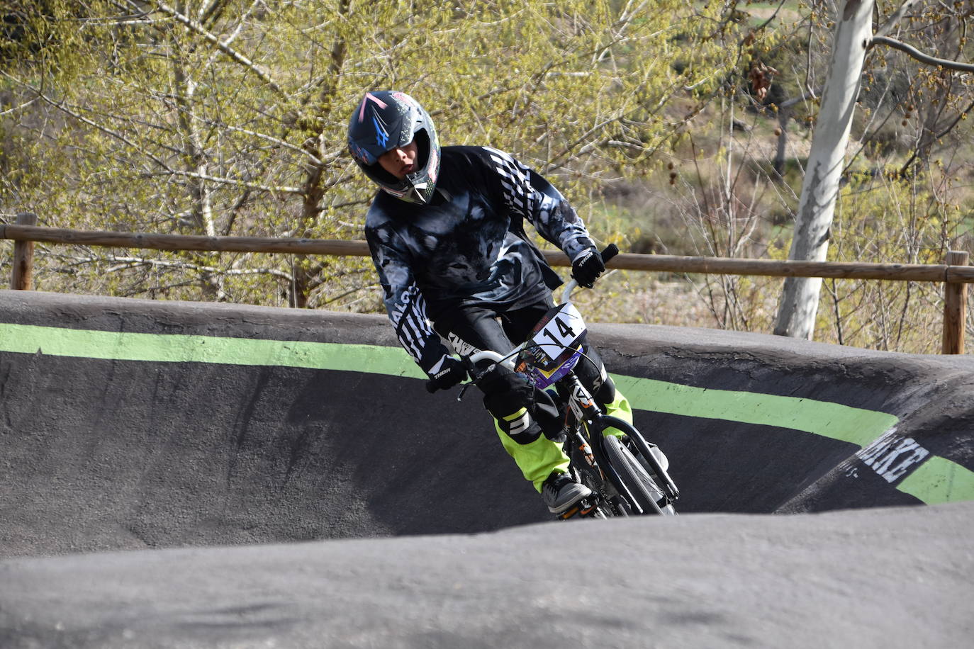 Fotos: Arranca en Igea el campeonato de La Rioja de pumptrack