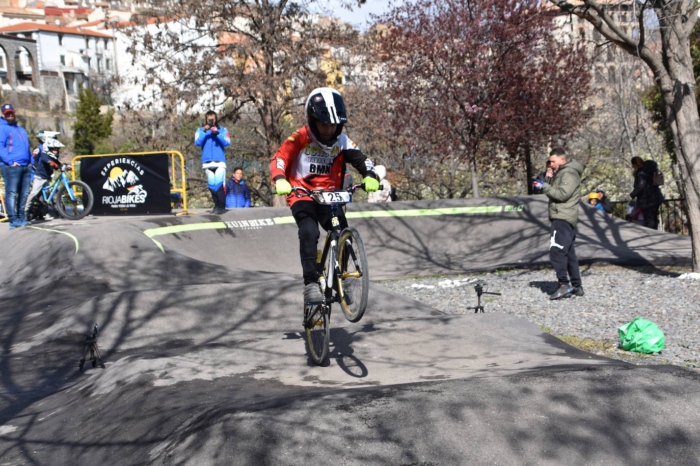 Fotos: Arranca en Igea el campeonato de La Rioja de pumptrack