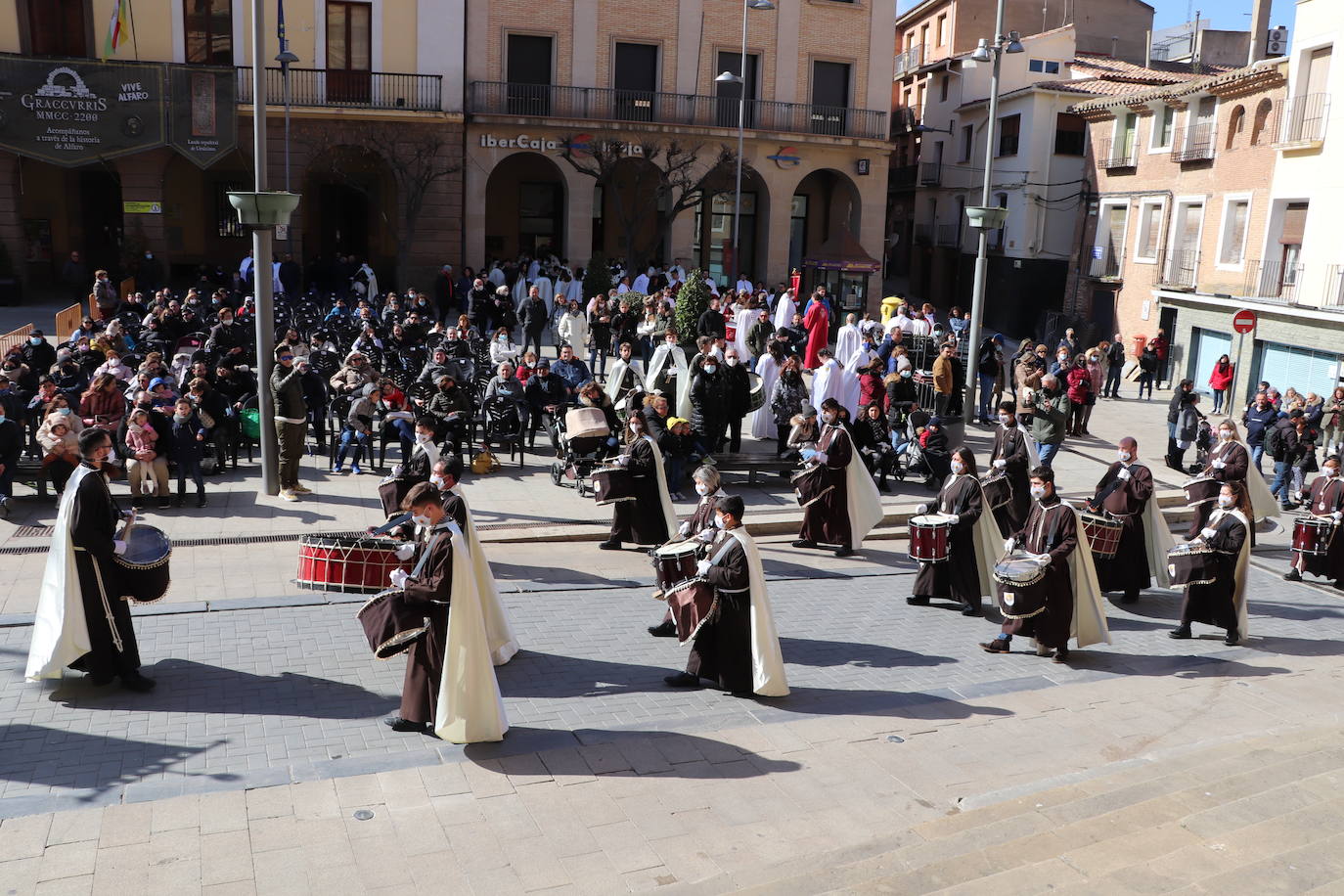 Fotos: Las calles de Alfaro redoblan con la solemnidad de Semana Santa