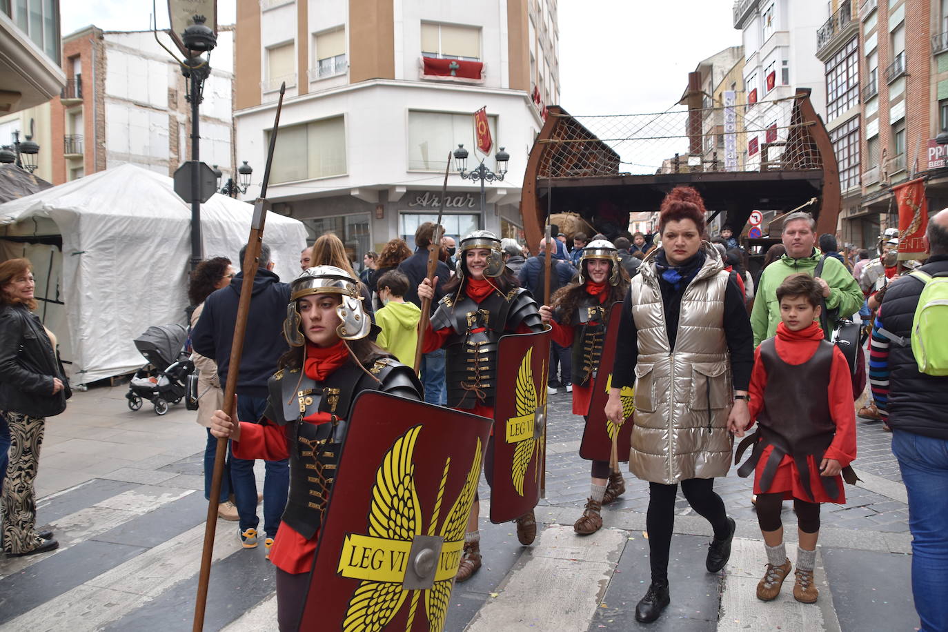 Fotos: Mercado y ambiente del Mercaforum de Calahorra