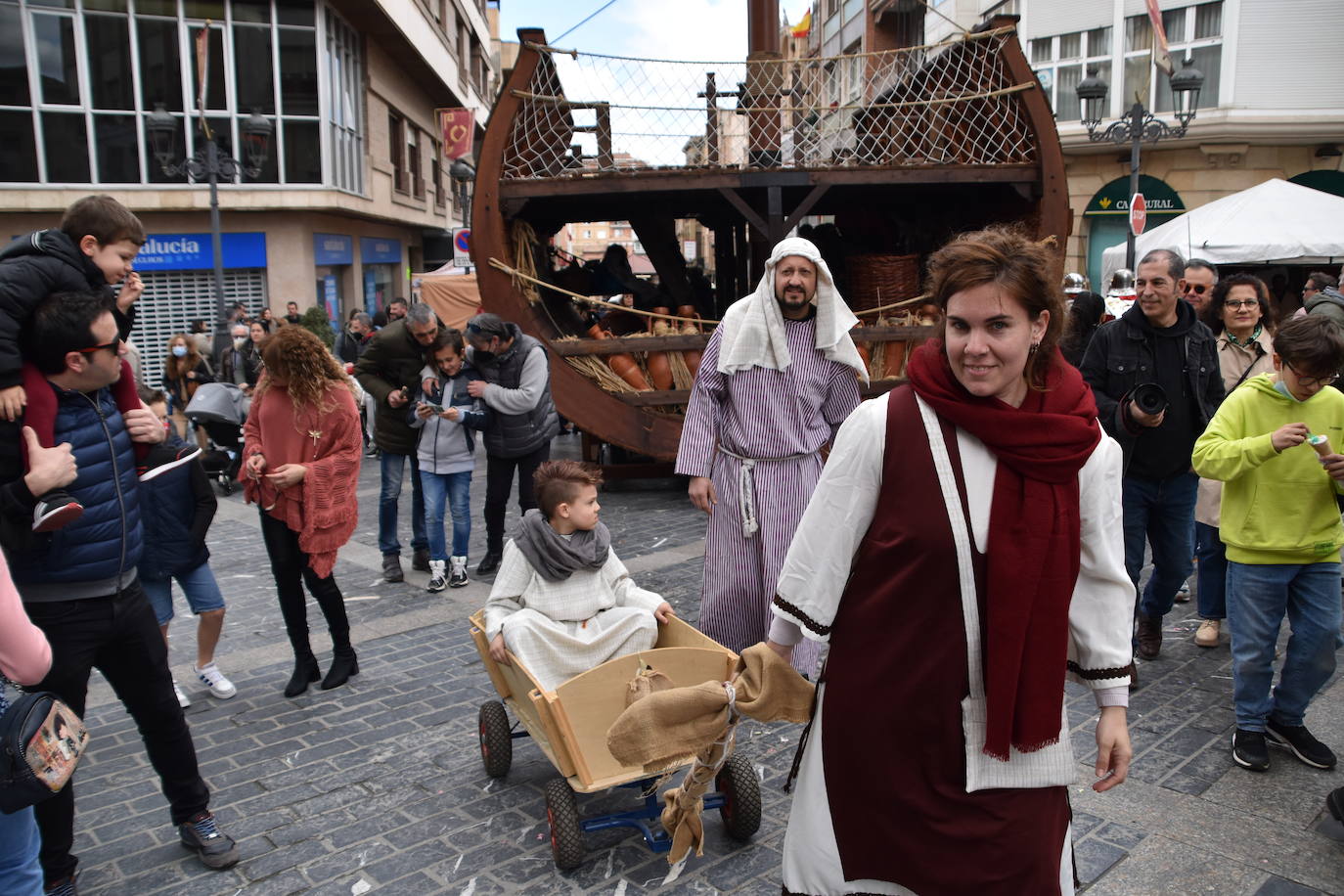 Fotos: Mercado y ambiente del Mercaforum de Calahorra