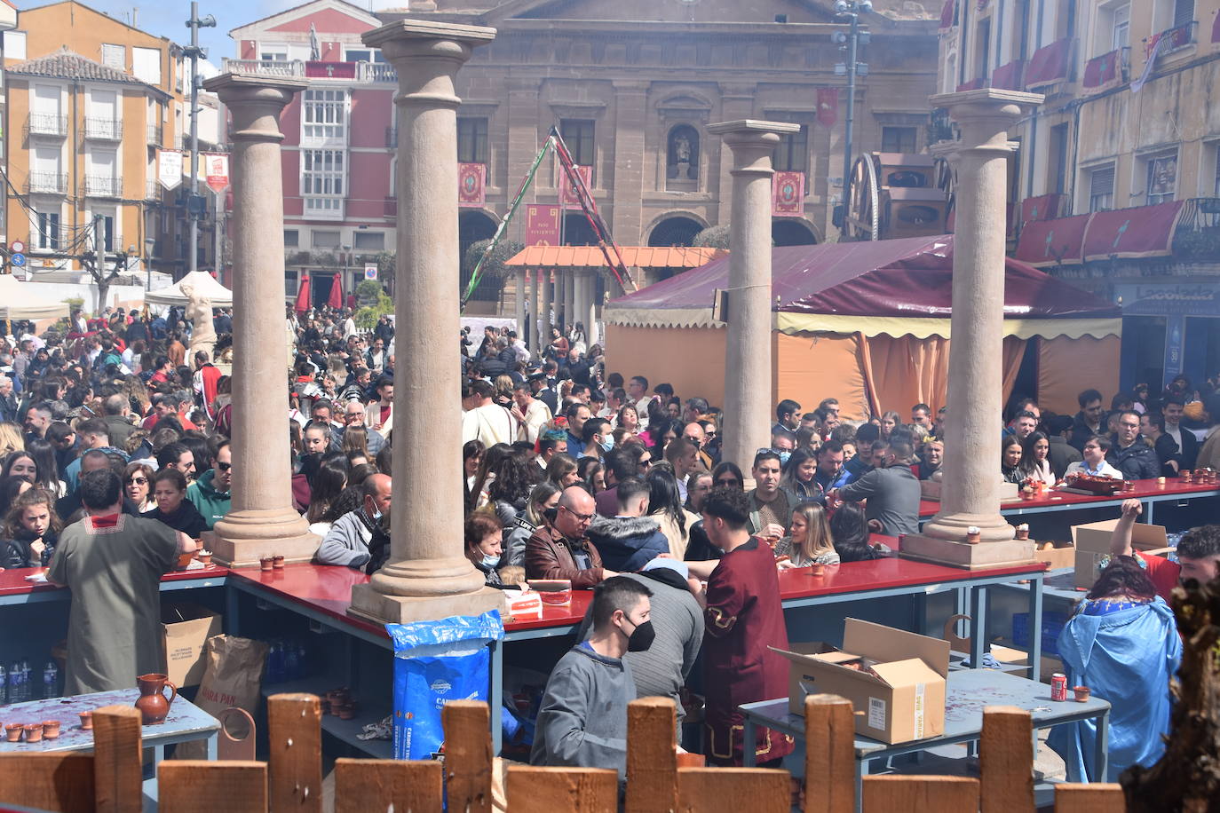 Fotos: Mercado y ambiente del Mercaforum de Calahorra