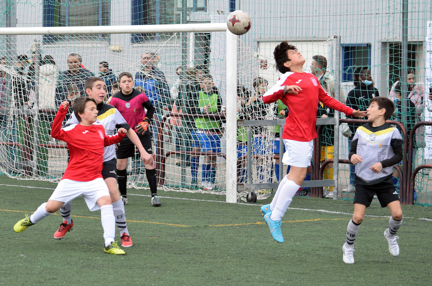 Fotos: Primera jornada del Torneo Villega en La Ribera