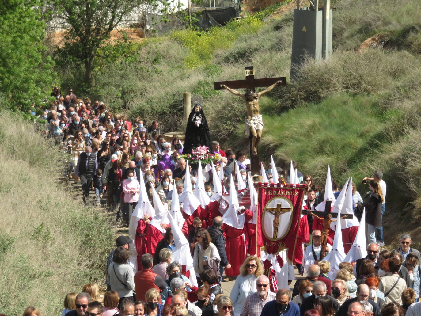 Fotos: Celebraciones de Viernes Santo en los pueblos riojanos