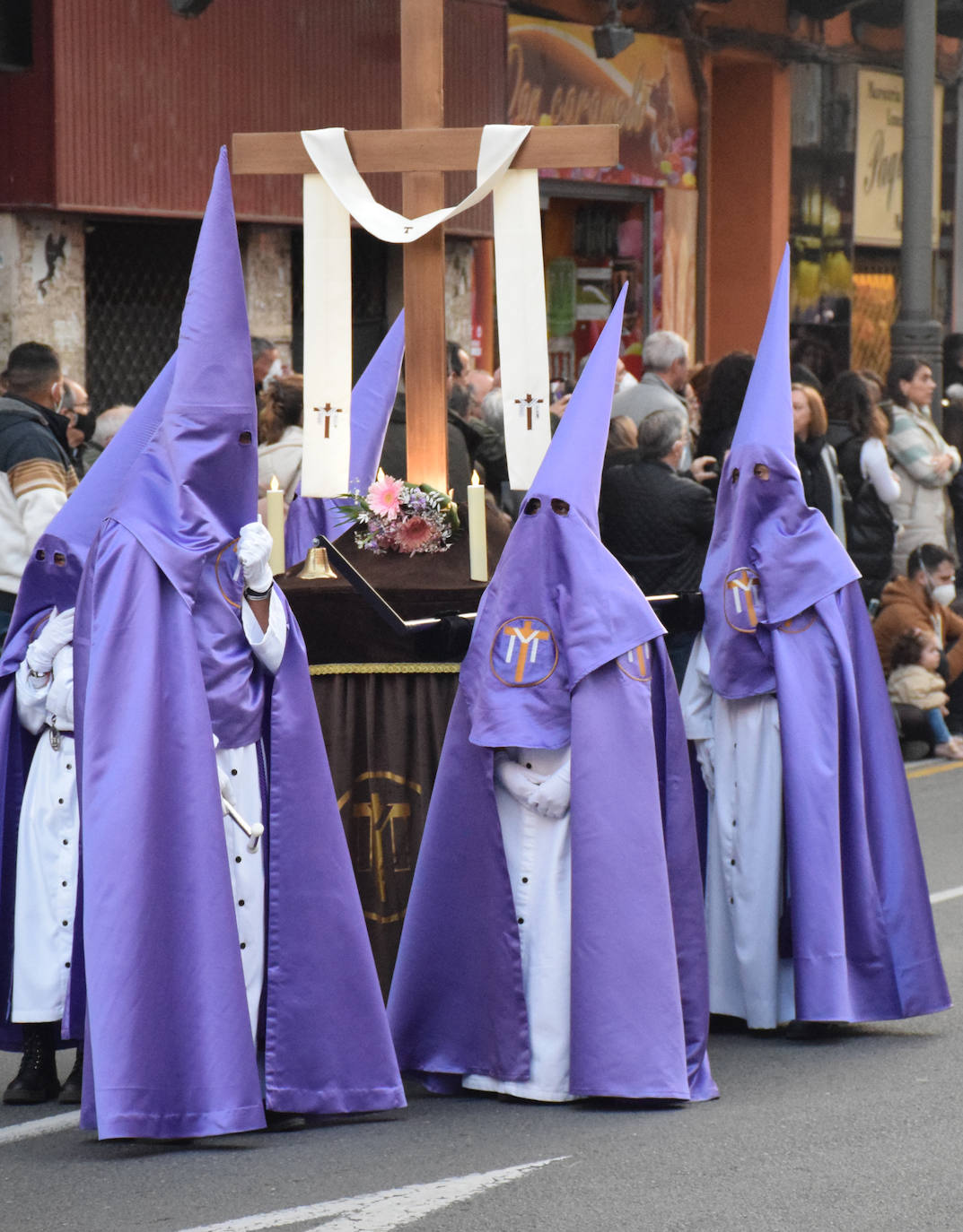 Fotos: Vía Crucis de la Cofradía de Nuestra Señora de la Piedad