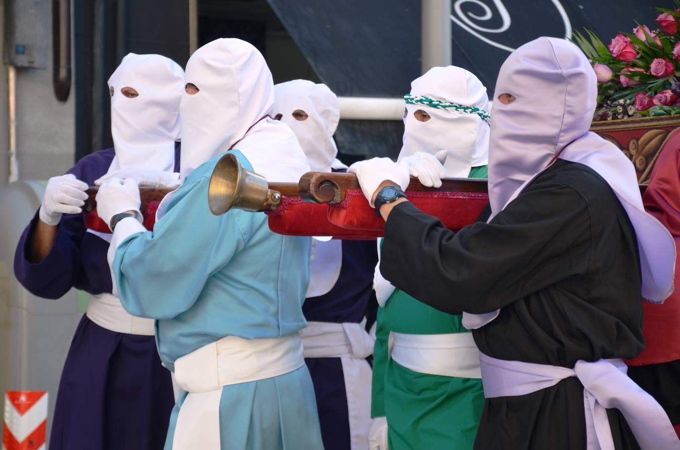 Esta procesión está dedicada a las mujeres maltratadas. 