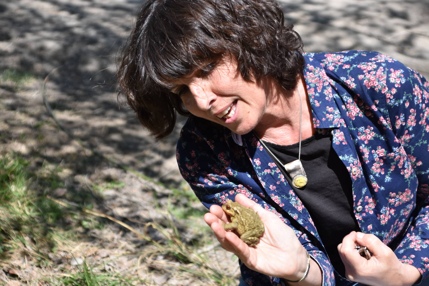 El prado de Clunia de Aguilar se llenó de familias y cuadrillas disfrutando juntos del día.