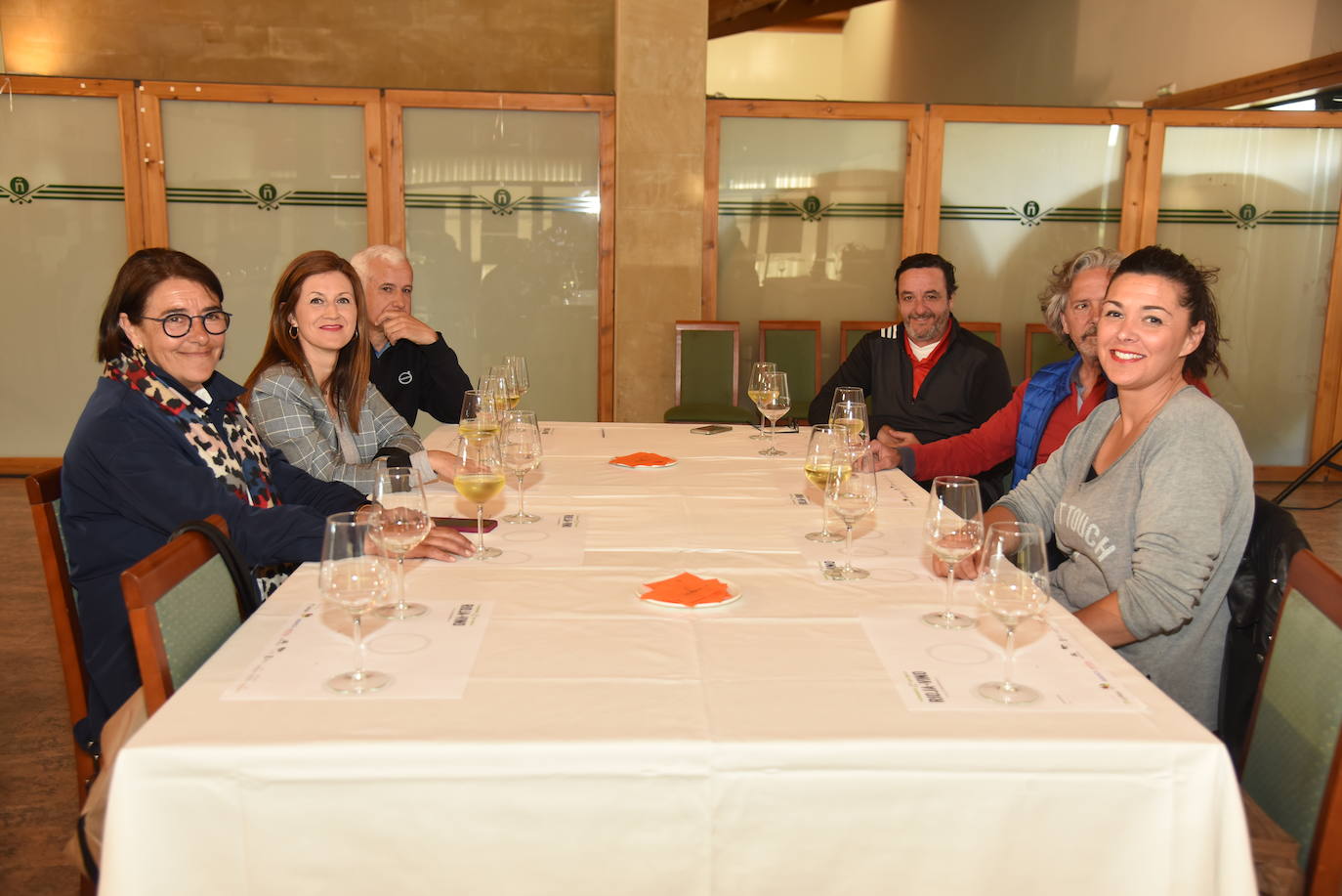 Fotos: Cata de vinos de Finca Valpiedra en el Torneo Golf Rioja&amp;Vino