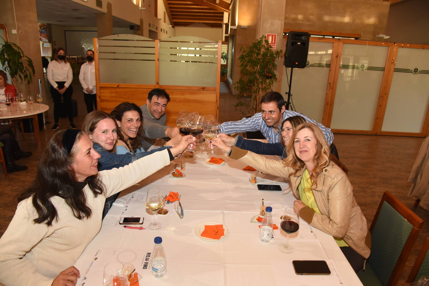 Fotos: Cata de vinos de Finca Valpiedra en el Torneo Golf Rioja&amp;Vino